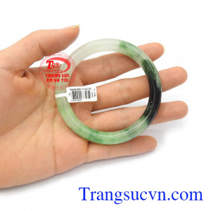 Vòng ngọc đẹp thiên nhiên