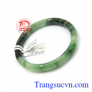 Vòng xanh vân đẹp cỡ rất nhỏ có tác dụng mang tài lộc, bình an và may mắn cho người đeo