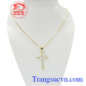 Bộ dây chuyền công giáo đẹp là bộ sản phẩm được chế tác công phu và tỉ mỉ