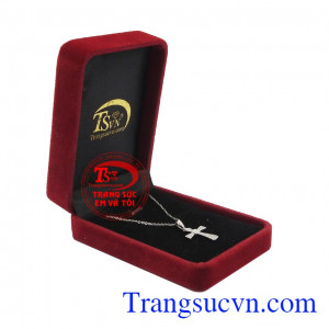 Dây chuyền nữ duyên dáng vàng trắng được thiết kế tinh tế, nhỏ gọn và dễ dàng phối hợp cùng nhiều trang phục