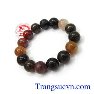 Chuỗi Turmaline 12 ly chữa bệnh rất tốt. Như vậy, đeo trang sức gắn đá tourmaline vừa có tác dụng tô điểm vẻ đẹp cho chủ nhân vừa là lá bùa hộ mệnh sức khỏe