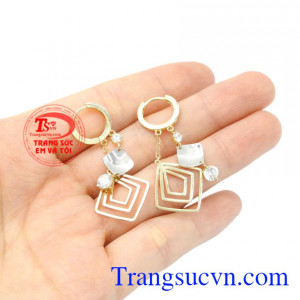 Hoa tai vàng nữ cá tính bảo hàng 6 tháng.