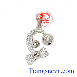 Mặt dây đẹp sang trọng là sản phẩm đẹp được nhập khẩu từ Hàn Quốc