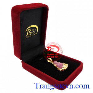 Mặt dây quan âm ruby may mắn