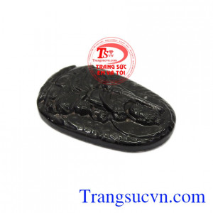 Đây là vị phật mang lại sự may mắn, thịnh vượng và bình an cho người tuổi dậu. Mặt phật tuổi dậu thạch anh tóc đen