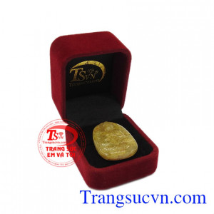 Thạch anh tóc vàng thiên nhiên đẹp. Mặt phật tuổi mùi - thân thạch anh tóc vàng