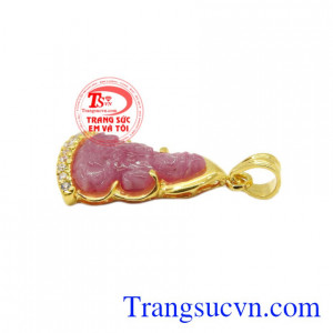 Mặt quan âm ruby an lành có giấy kiểm định uy tín.