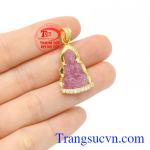 Mặt quan âm ruby an lành thiên nhiên.