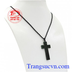 Ngọc cẩm thạch mang lại may mắn, tài lộc và sức khỏe cho người sử dụng