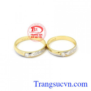 Nhẫn cưới Forever hạnh phúc được thiết kết thời trang, tinh tế. 