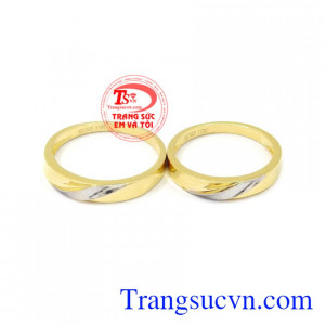 Hôn nhân là cái kết của một tình yêu đẹp và bền lâu. Nhẫn cưới gắn kết đôi lứa