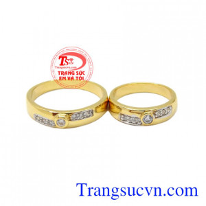 Hôn nhân là cái kết của một tình yêu đẹp giúp cho mỗi người trở nên đầy trách nhiệm và trưởng thành hơn. Nhẫn cưới hạnh phúc mãi mãi