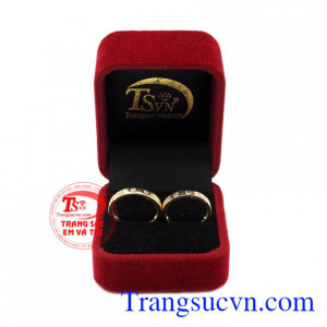 Nhẫn cưới vàng lứa đôi