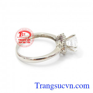 Nhẫn đính hôn đẹp xinh 10k kiểu dáng thời trang, sang trọng, giao hàng nhanh trên toàn quốc