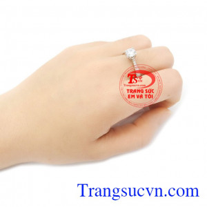 Nhẫn đính hôn vàng trắng đẹp