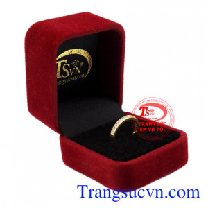 Nhẫn nữ vàng độc đáo