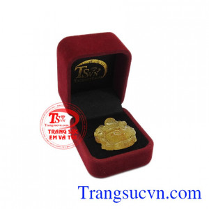 Mặt dây phù hợp với mệnh kim và thổ. Phật di lặc thạch anh tóc vàng hoan hỉ.