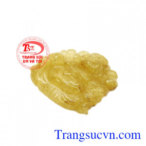 Sản phẩm thích hợp cho người mệnh kim và mệnh thủy. Phật di lặc thạch anh tóc vàng hợp mệnh