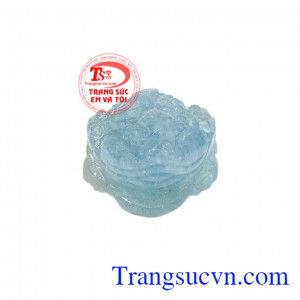 Vì vậy, Thiềm Thừ thường được đặt trên bàn thờ Thổ Địa, trong phòng khách, bàn làm việc hay quầy lễ tân,Thiềm thừ Aquamarine