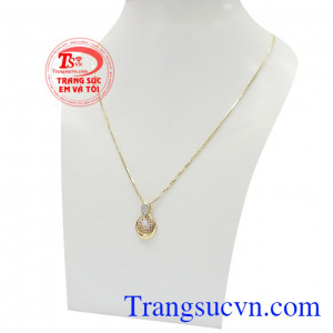 Trang sức Em và Tôi nhận đặt thiết kế các sản phẩm trang sức theo yêu cầu của mỗi khách hàng,Bộ dây vàng nữ xinh xắn