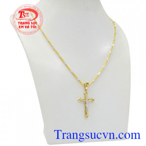 Bộ mặt dây thánh giá Jesus mang lại sự sang trọng, may mắn cho người đeo.