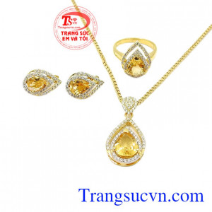 Bộ trang sức Citrine sang trọng hợp thời trang.