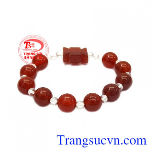 Chuỗi tay mân côi mã não đẹp thích hợp với nhiều độ tuổi. 