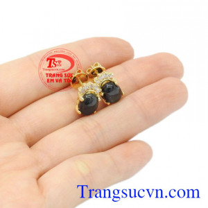 Hoa tai nữ Sapphire sang trọng.