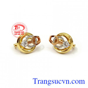 Hoa tai nữ vàng đẳng cấp thời trang là dòng sản phẩm rất được phái đẹp ưa chuộng, mang lại sự tinh tế, thời trang và đẳng cấp phái đẹp