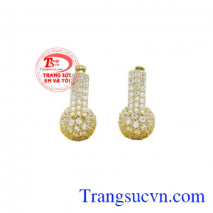 Hoa tai vàng dịu dàng được chế tác tinh xảo, sắc nét, hợp thời trang,Hoa tai vàng dịu dàng