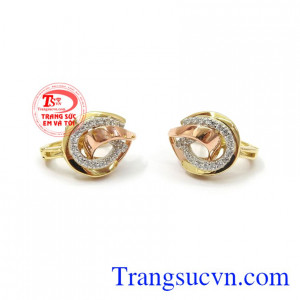 Hoa tai vàng sang trọng tinh tế vàng 18k chế tác tinh xảo, đặc sắc và thời trang