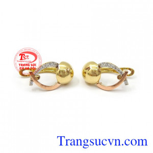 Hoa tai vàng thanh lịch 18k lạ lựa chọn tuyệt vời cho người yêu thương những dịp ý nghĩa