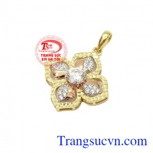 Mặt dây hoa vàng nữ đẹp được chế tác tinh tế, tỉ mỉ, sang trọng làm tăng lên vẻ đẹp cho phái nữ,Mặt dây hoa vàng nữ đẹp