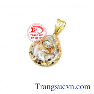 Mặt dây với kiểu dáng trẻ trung mang lại vẻ đẹp quý phái và thời trang cho phái đẹp,Mặt dây hoa vàng nữ tinh tế