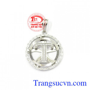 Mặt dây nam chữ T vàng trắng 10k được nhập khẩu từ Korea đem lại vẻ sang trọng, đẳng cấp cho phái mạnh.