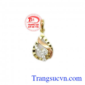 Mặt dây nữ dịu dàng 18k được chế tác kiểu dáng nhẹ nhàng, nhập khẩu hoàn toàn từ Hàn Quốc,Mặt dây nữ dịu dàng 18k