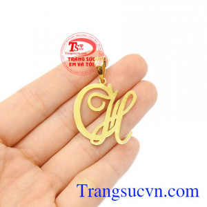 Mặt dây vàng chữ CH vàng 18k bảo hành uy tín.