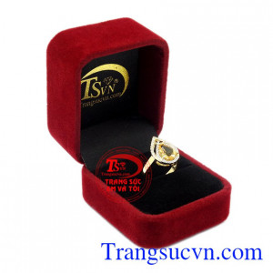 Nhẫn nữ đá thạch anh vàng đẹp