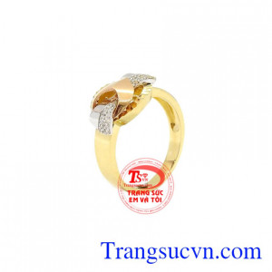 Nhẫn nữ vàng thời thượng vàng 18k được chế tác công nghệ 3D Korea chất lượng.