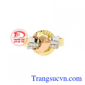 Nhẫn nữ vàng thời thượng tôn lên nét sang trọng, hiện đại cho phái đẹp.