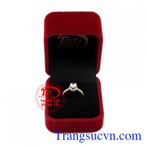 Nhẫn nữ vàng yêu thương 