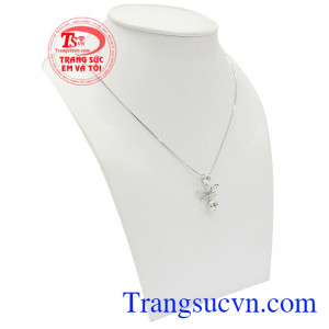 Bộ dây nơ vàng trắng được thiết kế sang trọng, thời trang