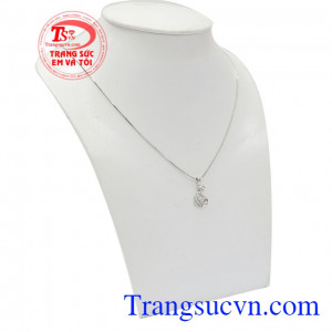 Bộ dây thiên nga vàng trắng là món quà trao yêu thương, dành tặng người thân