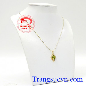 Đá Peridot hợp mệnh mang đến sự bình an và thịnh vượng,Bộ mặt dây Peridot nữ tính