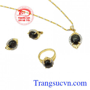 Bộ trang sức saphir sao quý tộc bảo hành uy tín, giao hàng toàn quốc. 