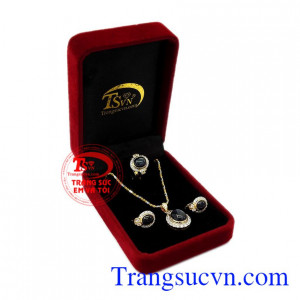 Bộ trang sức vàng Sapphire