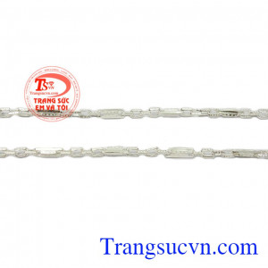 Dây chuyền bạc sang trọng, lịch lãm