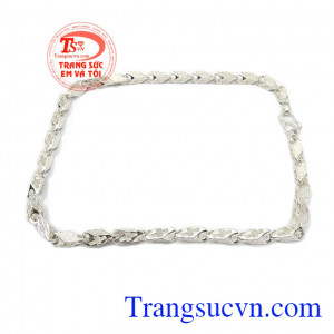 Dây chuyền bạc nam thành công