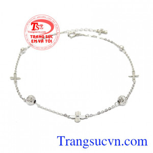 Lắc chân nữ vàng trắng may mắn được nhập khẩu từ Hàn Quốc.