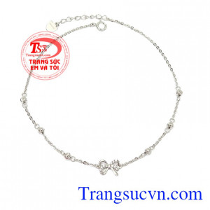 Lắc chân vàng nhỏ xinh